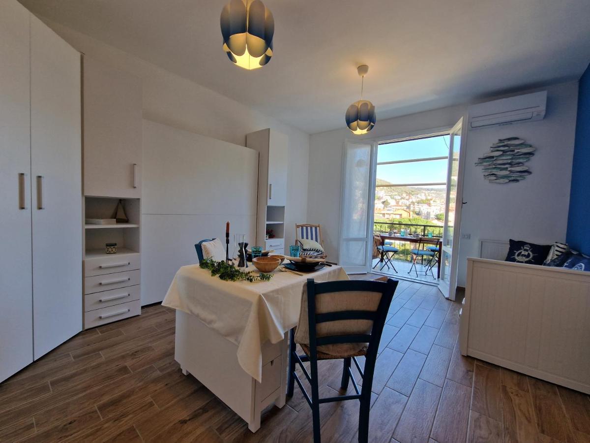 650 Metri Dal Mare - Wifi - Terrazzo - Piscina - A/C Apartment Pietra Ligure Exterior photo