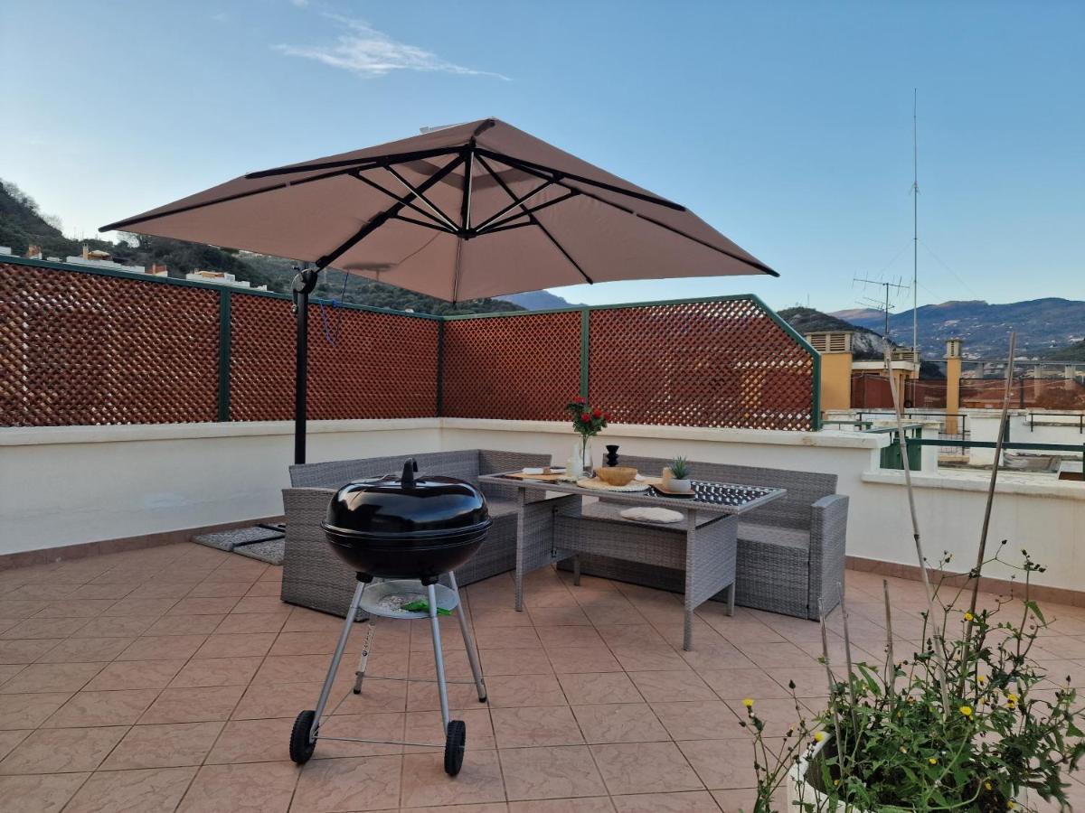650 Metri Dal Mare - Wifi - Terrazzo - Piscina - A/C Apartment Pietra Ligure Exterior photo