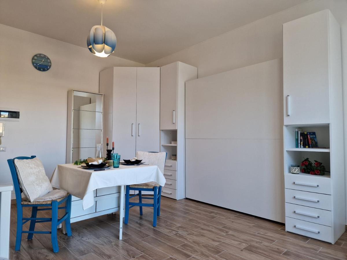 650 Metri Dal Mare - Wifi - Terrazzo - Piscina - A/C Apartment Pietra Ligure Exterior photo